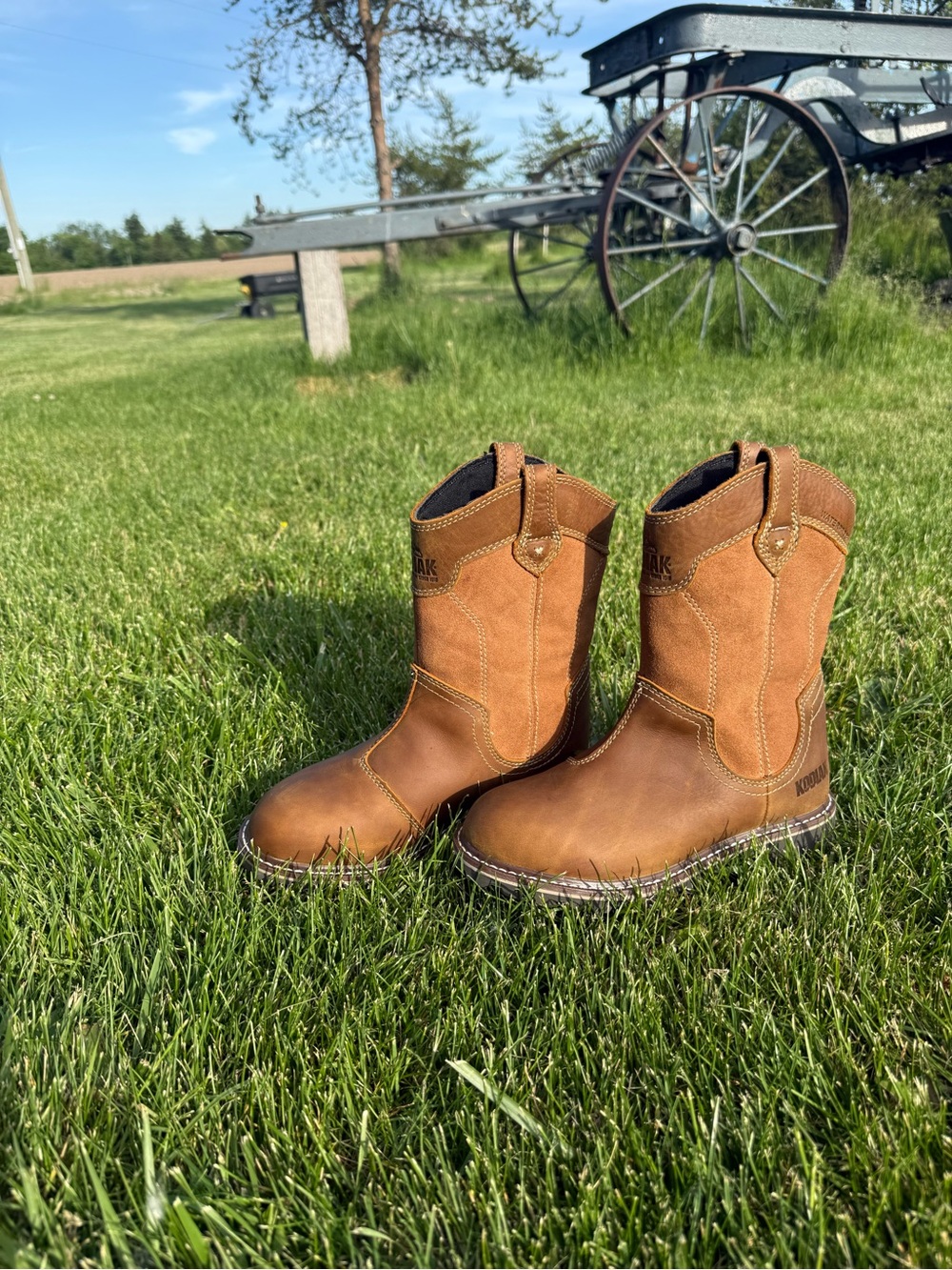 Kodiak Brown Leather Boot with ComfortZone Insole | Women’s 5.5